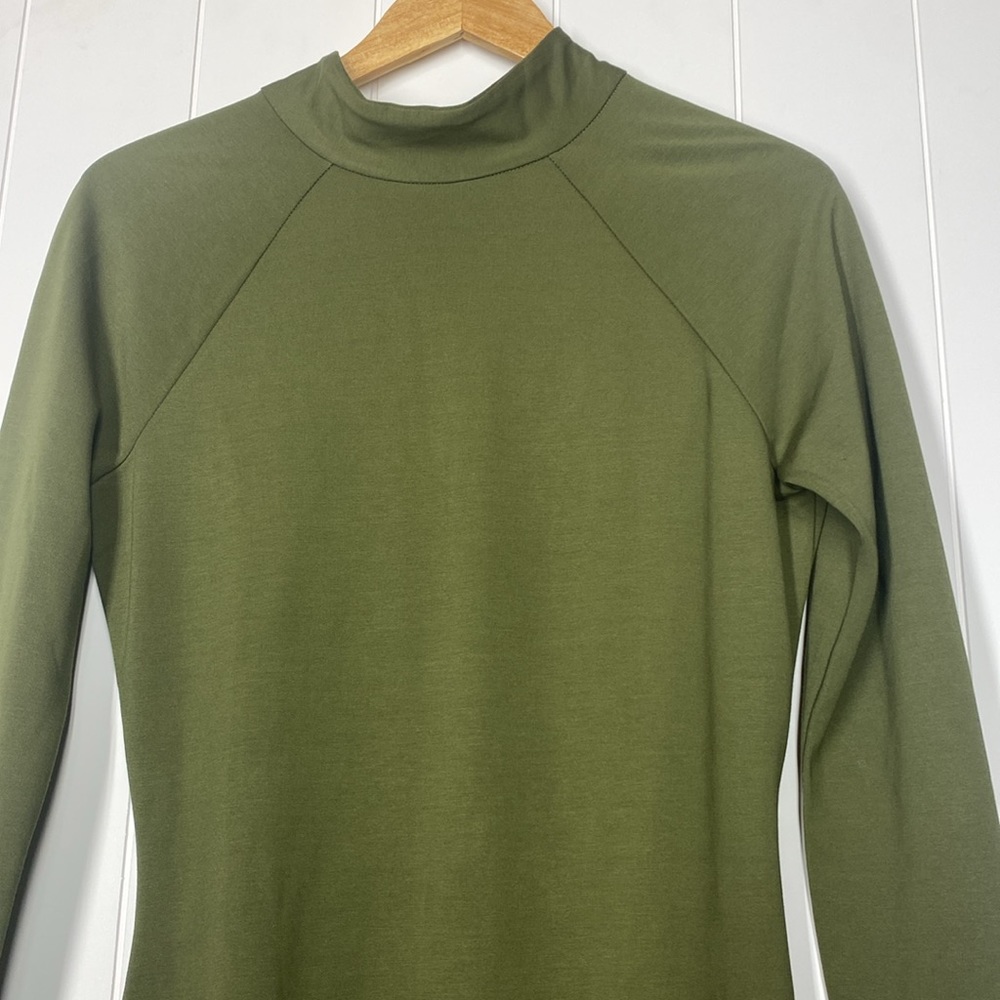 “Winter Clearance” Fabletics Pullover Open Back Green Dress Size Medium - Picture 4 of 9